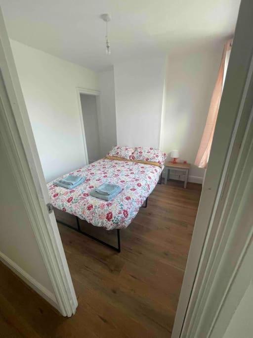 Modern 2 Bedroom Terraced House Dover Dış mekan fotoğraf